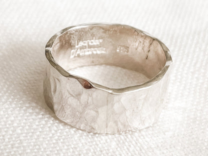 SILVER WIDE HAMMERED CIGAR RING BAND