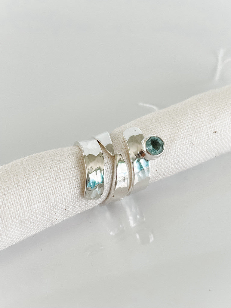 STERLING SILVER WRAP RING WITH STONE