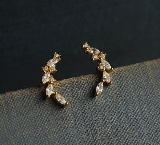 LAUREL WREATH STUD EARRINGS