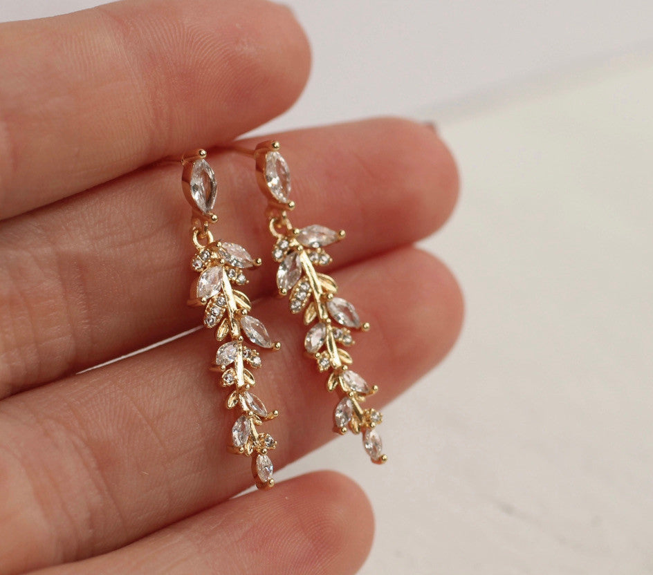 FEATHER FERN DROP EEARRINGS