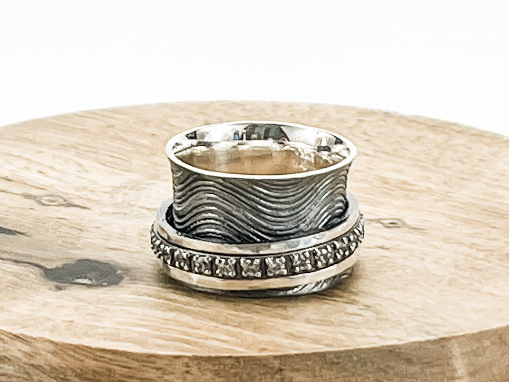 Sterling Silver Textured Floating Band Ring with Zircon