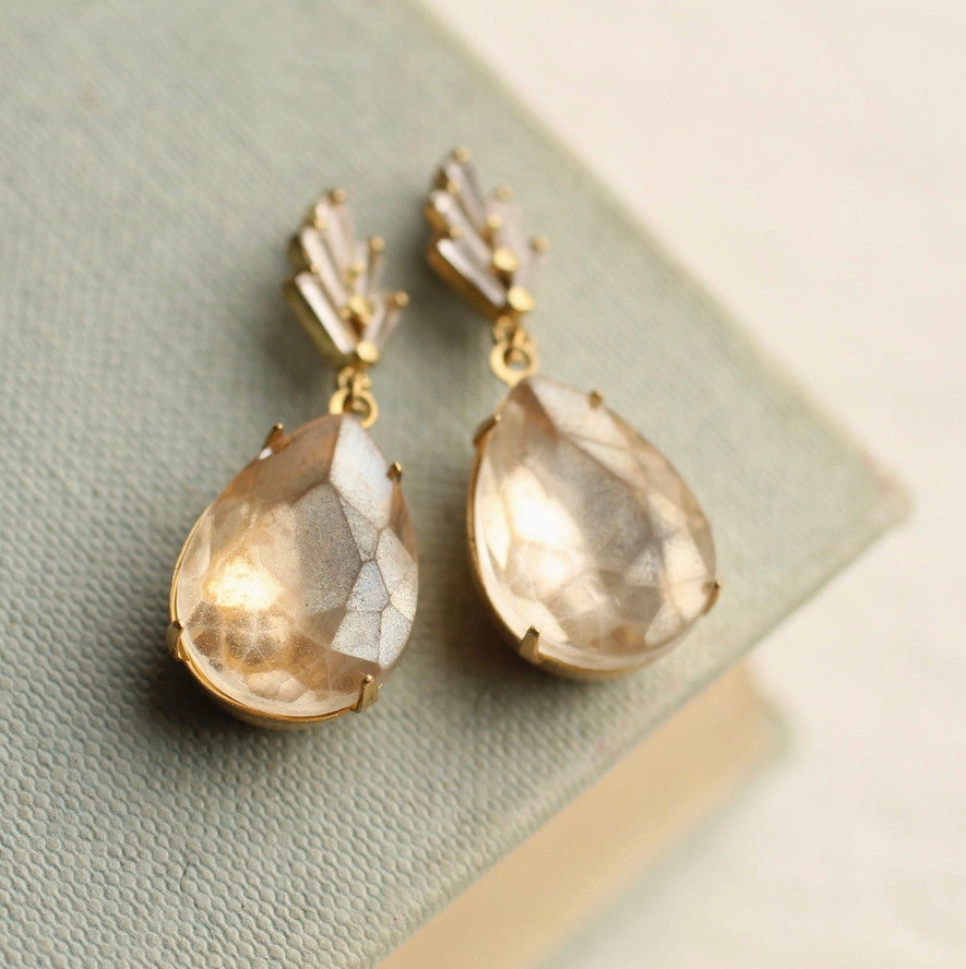 CHAMPAGNE CRYSTAL TEARDROP EARRING