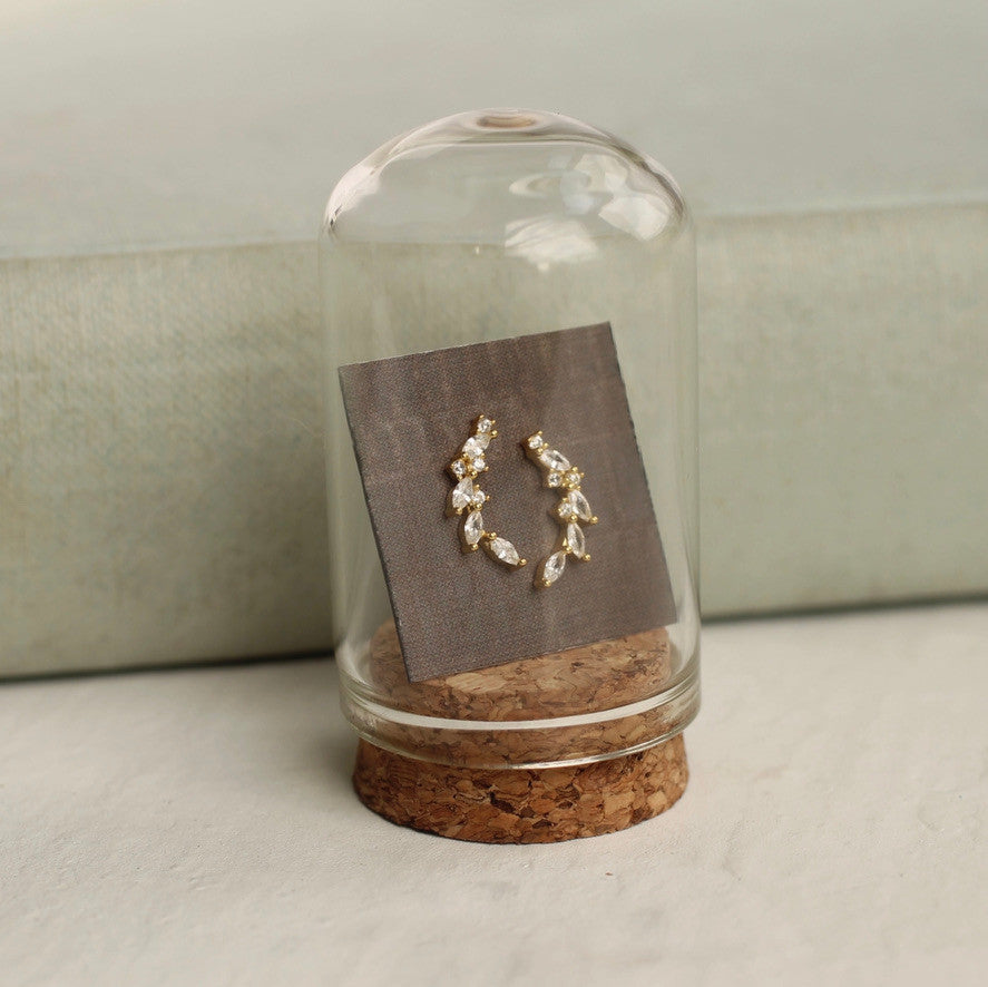 LAUREL WREATH STUD EARRINGS