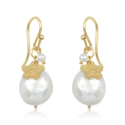 FLOWER CHARM PEARL EARRINGS