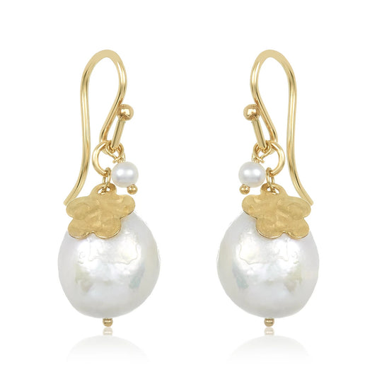 FLOWER CHARM PEARL EARRINGS