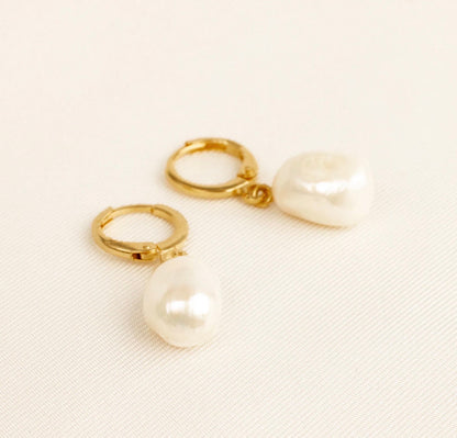 ESTÉE EARRINGS