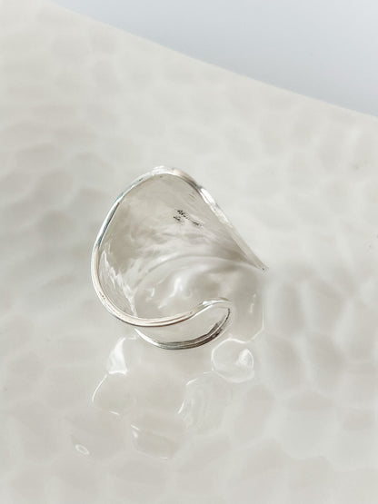 LARGE STERLING SILVER RING